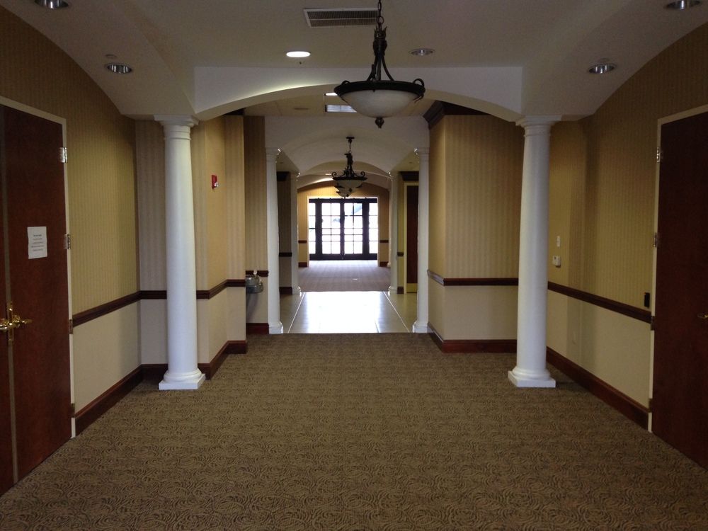 Carolina Financial Center: 19520 W Catawba Ave, Cornelius, NC 28031